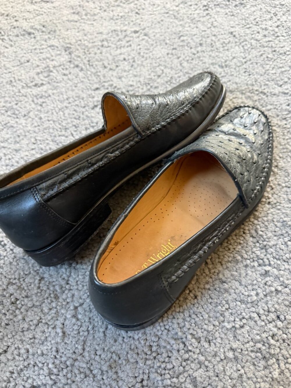 VTG E.T. Wright Made in Italy Genuine Ostrich Leather Loafers Size 8 D Black - Picture 9 of 10